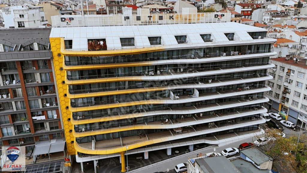 Taksim'e Yürüyüş Mesafesinde Petek Residence Satılık Daire (1+1)